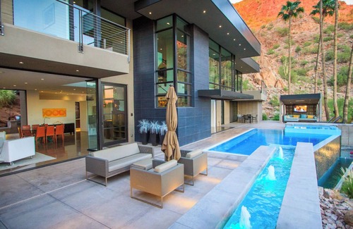 Red Rock North Casa | Camelback Luxury ¡La mejor ubicación en el casco antiguo! Vistas del centro de Phoenix! ¡MODERNO!