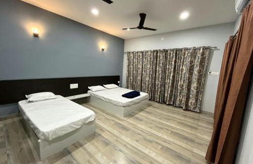 Tonse West Cabina | Glasswater by THE BACKWATER HOMESTAY