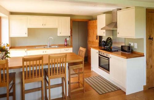 Coed-Y-Paen Casa | Glebe Farm Cottage