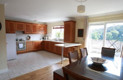 Dunmore East Casa | Glen Ard Holiday Home No 1 by Trident Holiday Homes