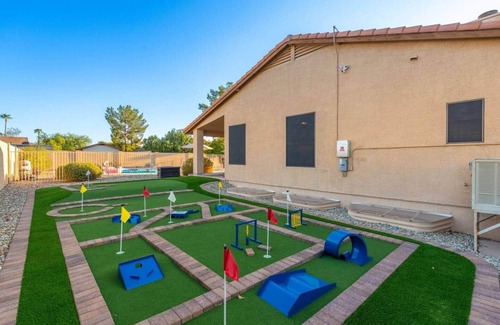 Glendale Casa | Glendale Paradise | Pool | Pickleball | Putt-Putt