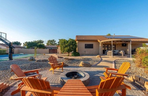 Glendale Casa | Glendale Paradise | Pool | Pickleball | Putt-Putt