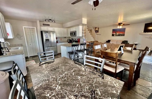 Glendale Casa | Glendale Pool Heated Pet Friendly