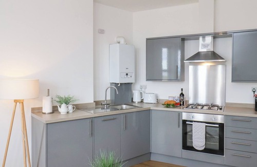 Redcar Cabaña | GLENHOLME APARTMENT 1, pet friendly in Redcar