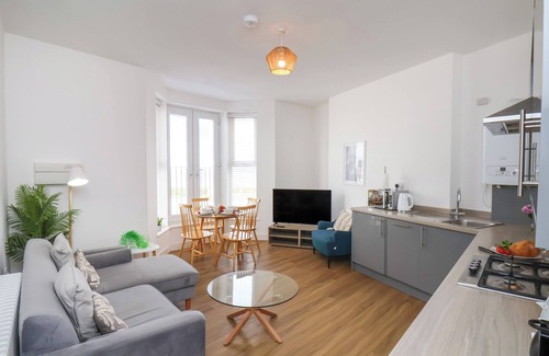 Redcar Cabaña | GLENHOLME APARTMENT 3, pet friendly in Redcar