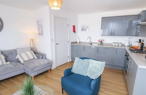 Redcar Cabaña | GLENHOLME APARTMENT 6, romantic, country holiday cottage in Redcar