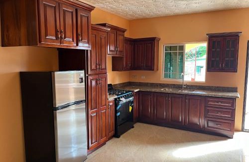 May Pen Apartamento | Glenmuir villas