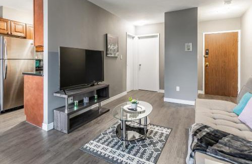 Rosedale Apartamento | Glenview West Apt with Patio - Near Downtown