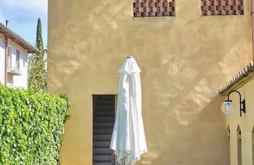 Tavarnelle Val di Pesa Apartamento | Glicini 3, holiday home with pool 30' from Florence