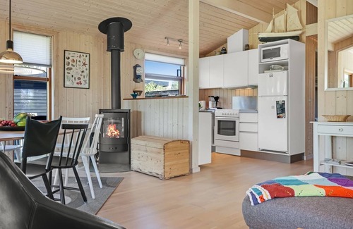Nordost Casa | "Gligorij" - 450m from the sea by Interhome
