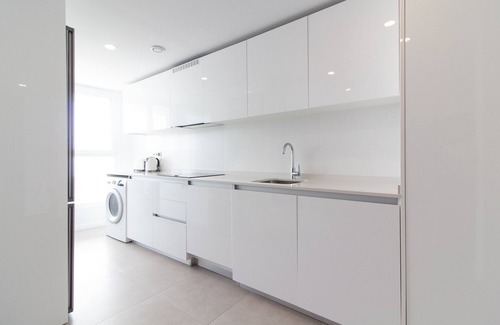 Canet de Berenguer Apartamento | Global Properties: Apartamento de dos terrazas con vistas al mar y piscina en Canet