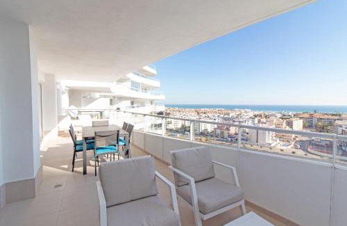 Canet de Berenguer Apartamento | Global Properties, Moderno apartamento con dos terrazas con vistas al mar y a la montaña