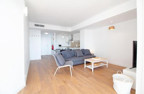Canet de Berenguer Apartamento | Global Properties, Moderno apartamento con terraza y vistas al mar