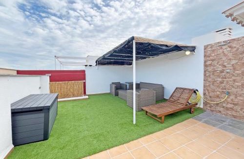 Canet de Berenguer Apartamento | Global Properties, Apartamento para 5 personas con terraza y barbacoa