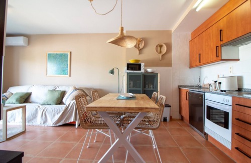Playa de Almarda Apartamento | Global Properties: Planta baja con piscina en Almenara
