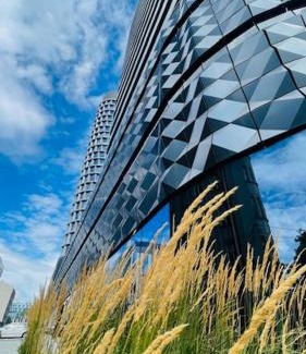 Katowice Apartamento | Global Top View 22th Floor PREMIUM by BookingHost