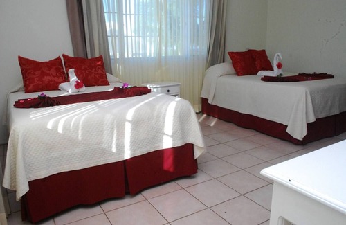 Lucea Casa | Global Villa Hotel Frente al mar, Villa familiar con aire acondicionado y agua caliente