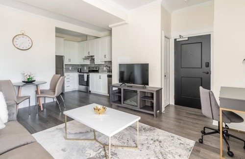 Smiths Falls Apartamento | GLOBALSTAY . Rideau Private Apartment w Kingsize bed. Parking.