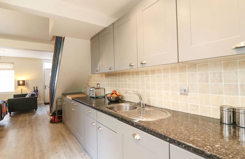 Weymouth Cabaña | Globe Cottage