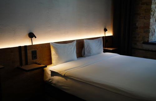 Afanasivsʹkyy Yar Hotel | Globe Runner Rooms & Dorms