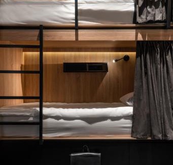 Afanasivsʹkyy Yar Hotel | Globe Runner Rooms & Dorms
