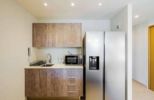 Panama City Apartamento | Glorious 1BR with Balcony in Panama Pacifico