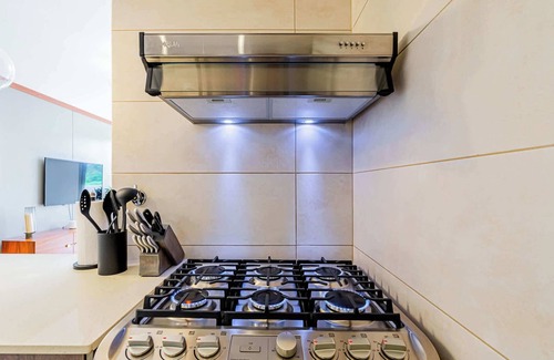 Panama City Apartamento | Glorious 1BR with Balcony in Panama Pacifico