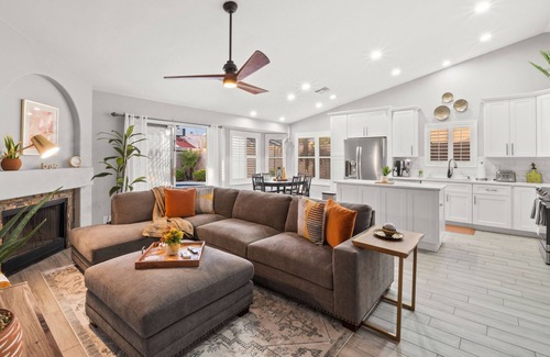Deer Valley Casa | Glorious Glendale, Heated Pool, Pool Table, BBQ!