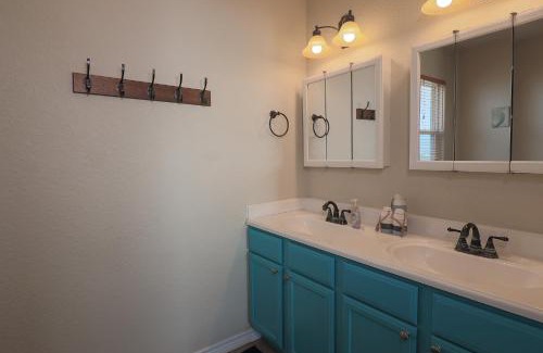 Freeport Casa | Glorious Home with Private Boardwalk Amazing Beach Views