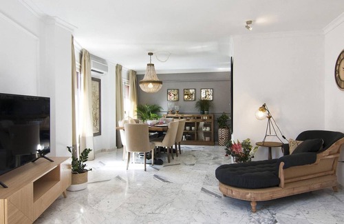 Albaicin Apartamento | Glow and Elegant Apartment in Granada Center Free Parking