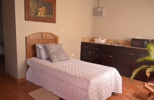 Armenia Cama Y Desayuno | GM Suites Bed & Breakfast