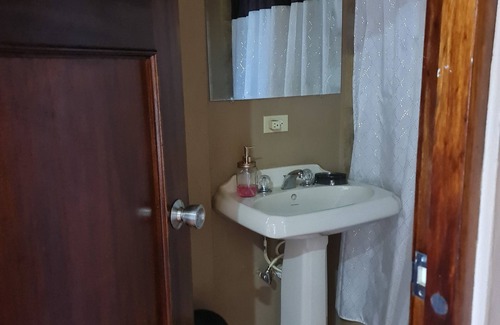 Armenia Cama Y Desayuno | GM Suites Bed & Breakfast