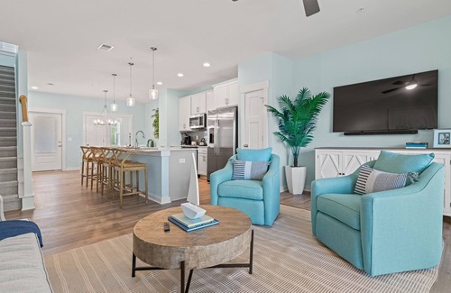 Bermuda Bay Casa | Go Fish 3 Bedroom at Cambridge Cove with Private Hot Tub!