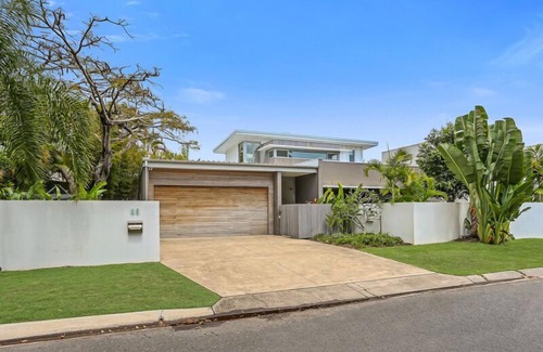 Noosa Heads Casa | Go with the flow in Noosa Sound