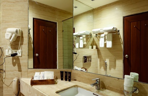 Meerut Hotel | Godwin Meerut