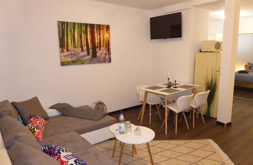 Jena Apartamento | Apartamento Goethe, cerca del centro y la universidad, wifi gratuito, estacionamiento, 2 habitaciones