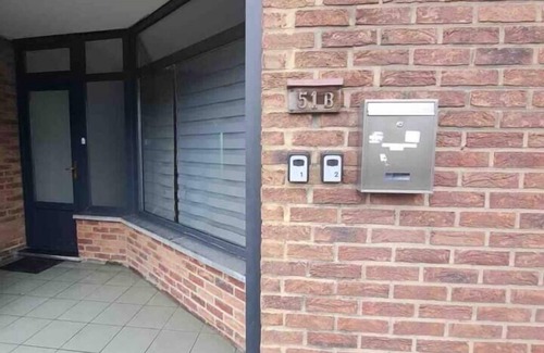 Roux Casa | Gohyssart 51b 2 Bruxelles-Charleroi-airport