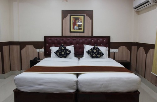 Bhubaneshwar Hotel | Gokul Plaza