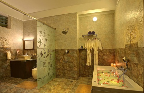 Somvarpet Hotel | Gokulam Grand Resort and Spa Coorg