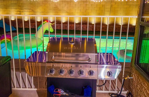 Sunrise Manor Villa | ➤ GOLD CLASS ⭐⭐⭐⭐⭐ Luxury Vacation Villa Resort FREE Heated Pool & Golf