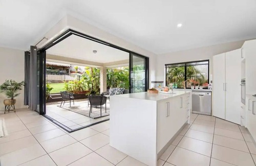 Pacific Pines Casa | Gold Coast Luxury Stay