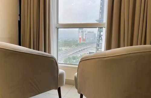 Lahore Apartamento | Gold Crest Luxury Premium Serviced Apartment DHA - Phase 4 Lahore LMY