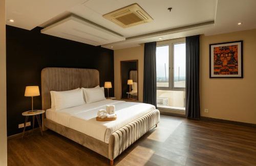 Lahore Hotel | Gold Crest