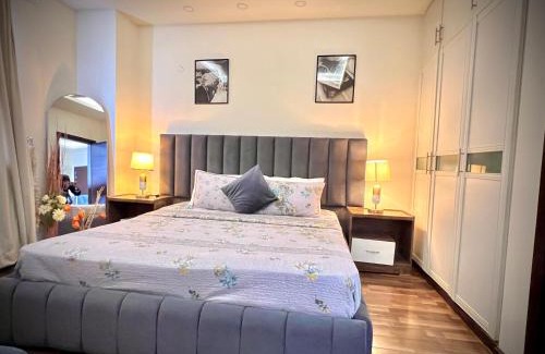 Lahore Apartamento | Gold Crest Signature Family Apartments In Phase 4 - DHA Lahore