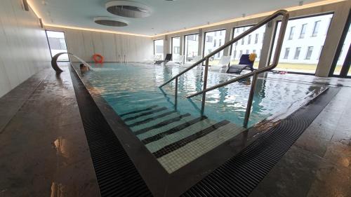 West Pomeranian Voivodeship Apartamento | Gold Horizon Apartament Solny Resort z Klimatyzacją i Garażem