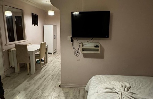 Rasimpasa Apartamento | GOLD PANSIYON HOTEL