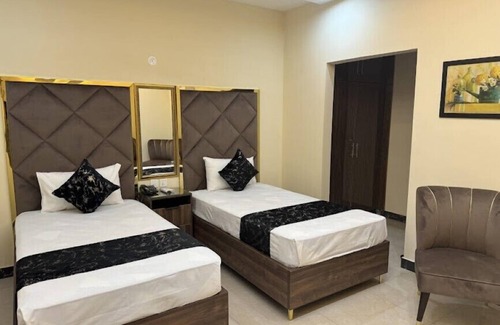 Lahore Hotel | Gold Pine Hotel Lahore
