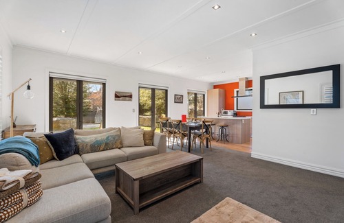 Cardrona Casa | Gold Rush Chalet - Cardrona Holiday Home