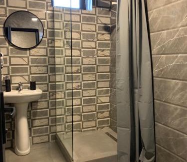 Constanta Casa | Gold Star House