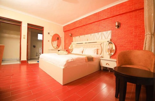 Biashara Hotel | Gold Suite Hotel